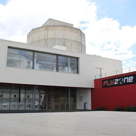 Auberge Flyzone Lézignan-Corbières Exterior foto